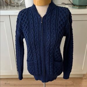 Aran Irish ☘️ Cable knit zip front 100% wool navy Blue Sweater w front pockets